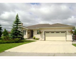 Photo 1:  in OAKBANK: Anola / Dugald / Hazelridge / Oakbank / Vivian Residential for sale (Winnipeg area)  : MLS®# 2912268