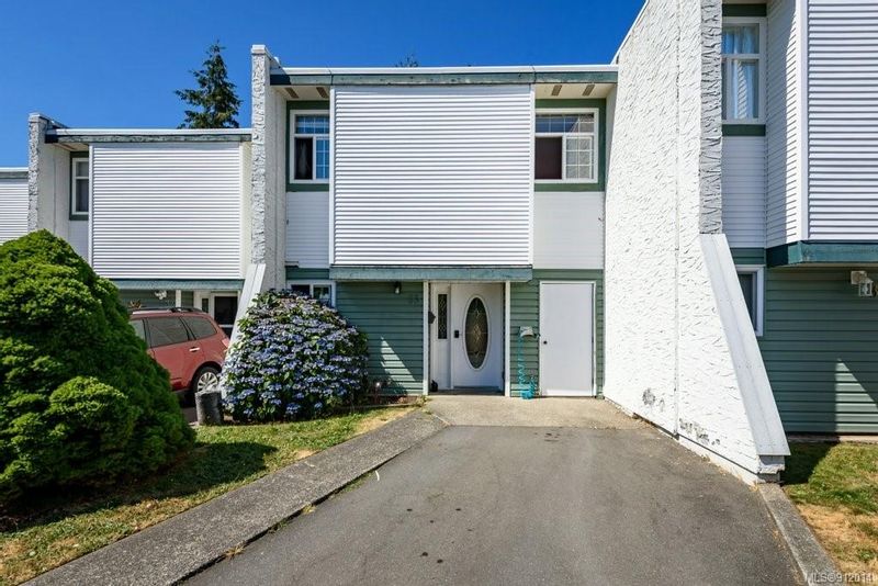 FEATURED LISTING: 33 - 1957 Guthrie Rd Comox