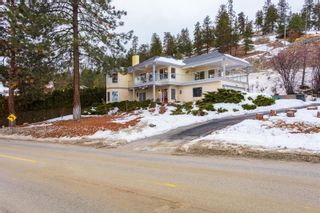 Photo 2: 4126 Ponderosa Drive, in Peachland: House for sale : MLS®# 10266160