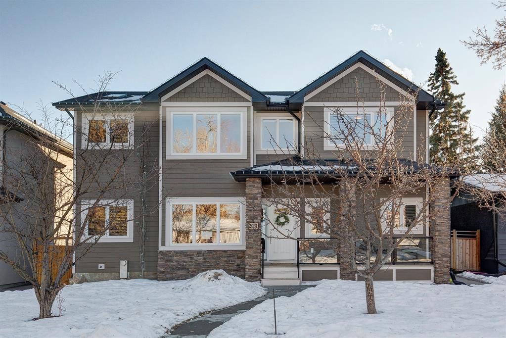 Main Photo: 2031 52 Avenue SW in Calgary: North Glenmore Park Detached for sale : MLS®# A1059510