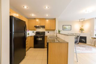 Photo 10: 401 9288 UNIVERSITY Crescent in Burnaby: Simon Fraser Univer. Condo for sale (Burnaby North)  : MLS®# R2813094