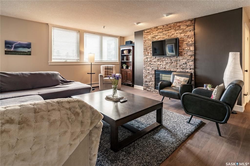 Main Photo: 511 351 Saguenay Drive in Saskatoon: Lawson Heights Residential for sale : MLS®# SK954739