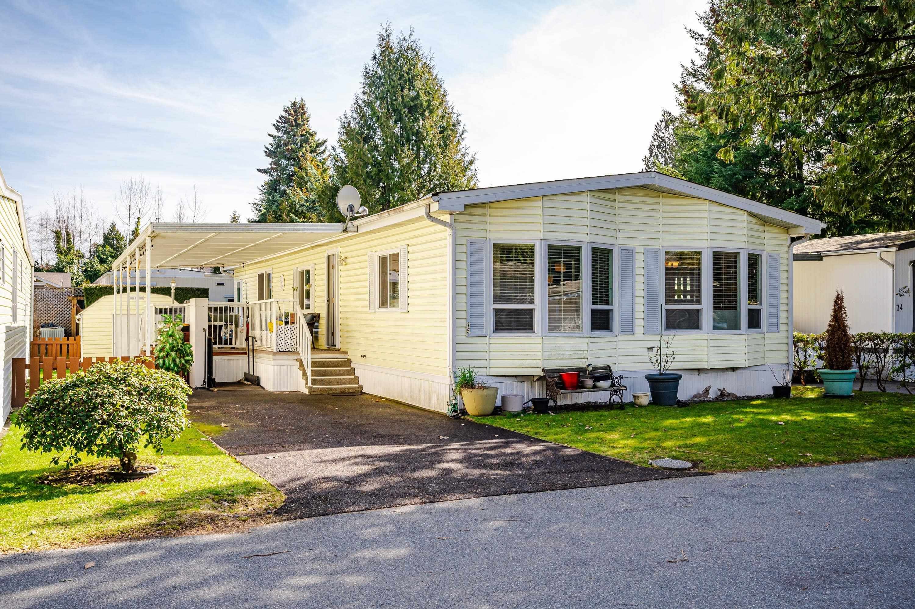 Main Photo: 75 9080 198 Street in Langley: Willoughby Heights Manufactured Home for sale in "Forest Green Estates" : MLS®# R2760409