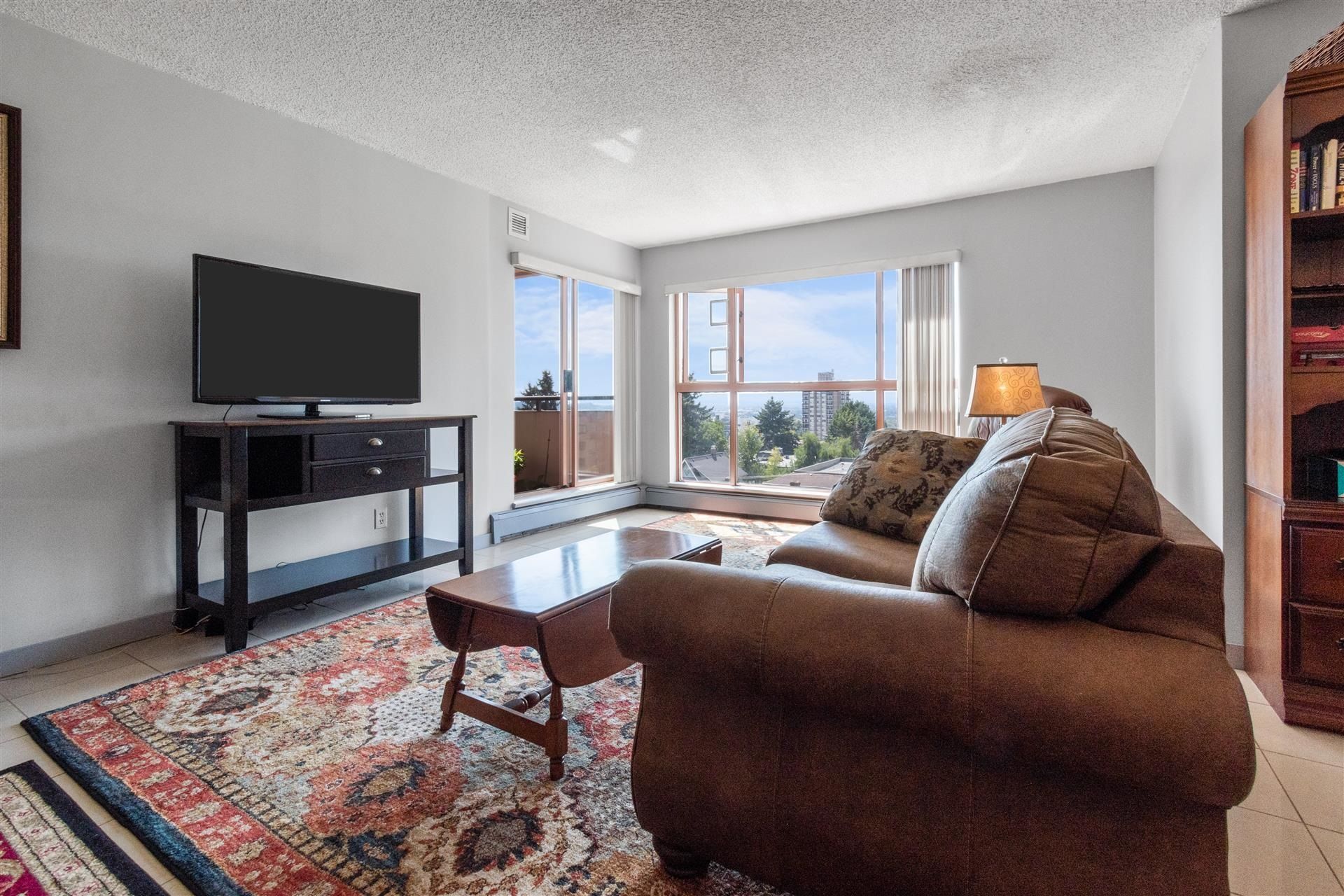 Main Photo: 603 612 FIFTH Avenue in New Westminster: Uptown NW Condo for sale in "The Fifth Avenue" : MLS®# R2715064