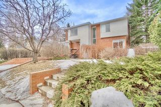Photo 1: 805 Prospect Avenue SW in Calgary: Upper Mount Royal Detached for sale : MLS®# A2117339