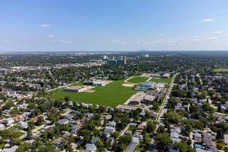 Photo 46: 283 Sansome Avenue in Winnipeg: Westwood Residential for sale (5G)  : MLS®# 202121766