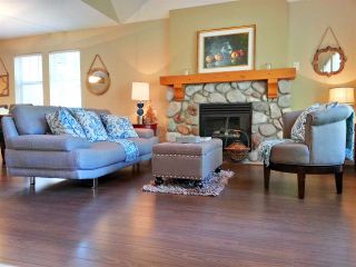 Photo 4: 43548 RED HAWK Pass: Lindell Beach House for sale in "THE COTTAGES AT CULTUS LAKE" (Cultus Lake)  : MLS®# R2165999
