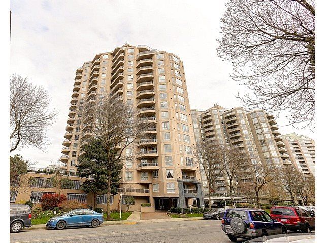 Main Photo: 906 1185 QUAYSIDE DRIVE in New Westminster: Quay Condo for sale : MLS®# R2047868