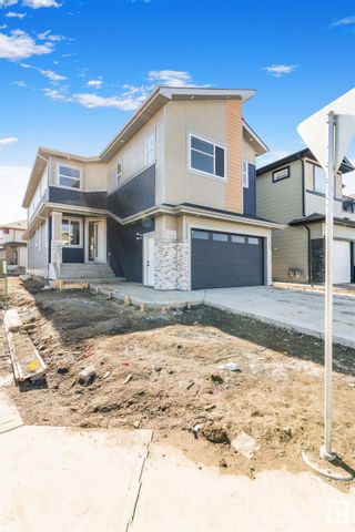 Photo 2: 7303 CREIGHTON Close in Edmonton: Zone 55 House for sale : MLS®# E4380167