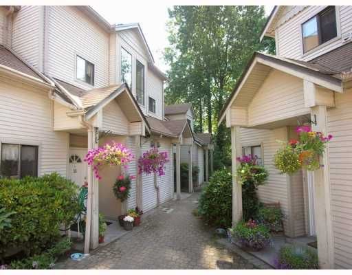 Main Photo: 8 98 BEGIN Street in Coquitlam: Maillardville Townhouse for sale in "LE PARC" : MLS®# V794471