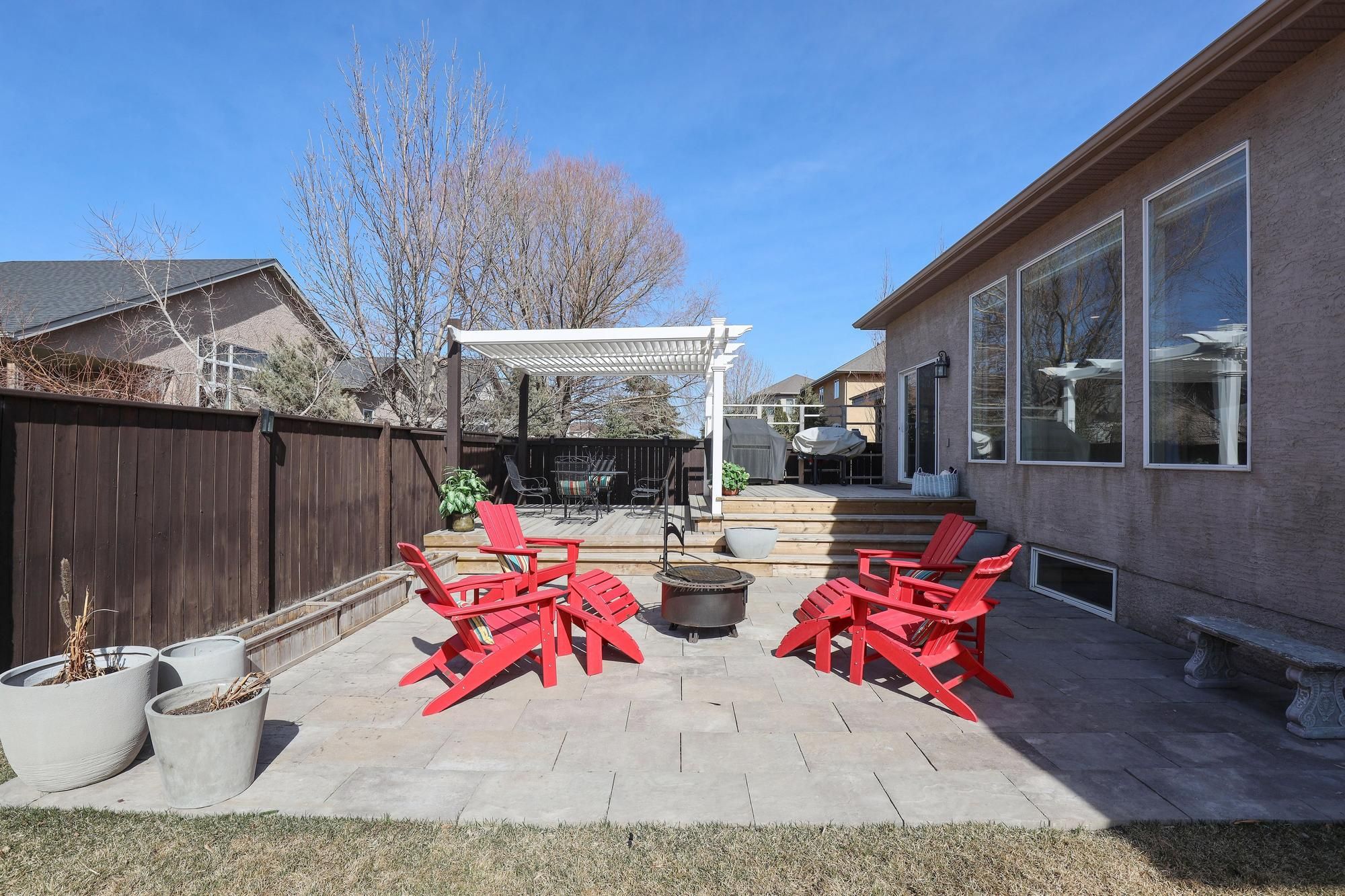 Photo 37: Photos: 7 Castle Ridge Drive in Winnipeg: Linden Ridge Single Family Detached for sale (1M)  : MLS®# 202107901