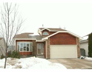 Main Photo: 152 SHILLINGSTONE Road in WINNIPEG: Fort Garry / Whyte Ridge / St Norbert Residential for sale (South Winnipeg)  : MLS®# 2903790