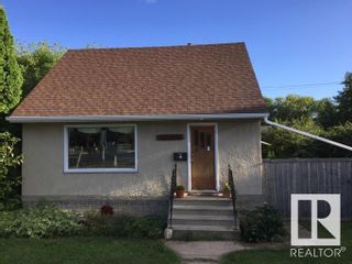 Photo 1: 8931 95 Avenue in Edmonton: Zone 18 House for sale : MLS®# E4383671