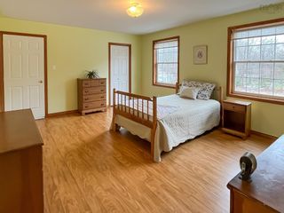 Photo 11: 17 Madison Avenue in Martins Point: 405-Lunenburg County Residential for sale (South Shore)  : MLS®# 202300307