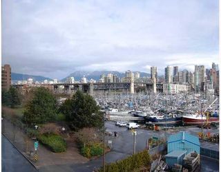 Photo 1: 506 1510 W 1ST Avenue in Vancouver: False Creek Condo for sale in "MARINER POINT" (Vancouver West)  : MLS®# V691019