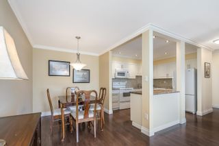 Photo 8: 302 1840 E SOUTHMERE Crescent in White Rock: Sunnyside Park Surrey Condo for sale in "SOUTHMERE MEWS" (South Surrey White Rock)  : MLS®# R2878940