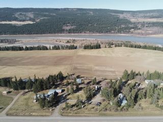 Photo 2: 10870 N 97 Highway in Quesnel: Quesnel Rural - South House for sale in "ALEXANDRIA" (Quesnel (Zone 28))  : MLS®# R2662691