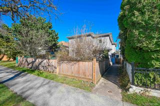 Photo 3: 8412 FREMLIN Street in Vancouver: Marpole 1/2 Duplex for sale (Vancouver West)  : MLS®# R2869093