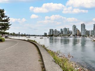 Photo 21: 308 1859 SPYGLASS Place in Vancouver: False Creek Condo for sale in "SAN REMO COURT" (Vancouver West)  : MLS®# R2816992