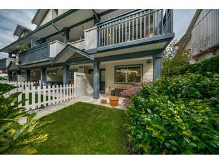 Photo 2: 34 19250 65 Avenue in Surrey: Clayton Townhouse for sale in "Sunberry Court" (Cloverdale)  : MLS®# R2409973