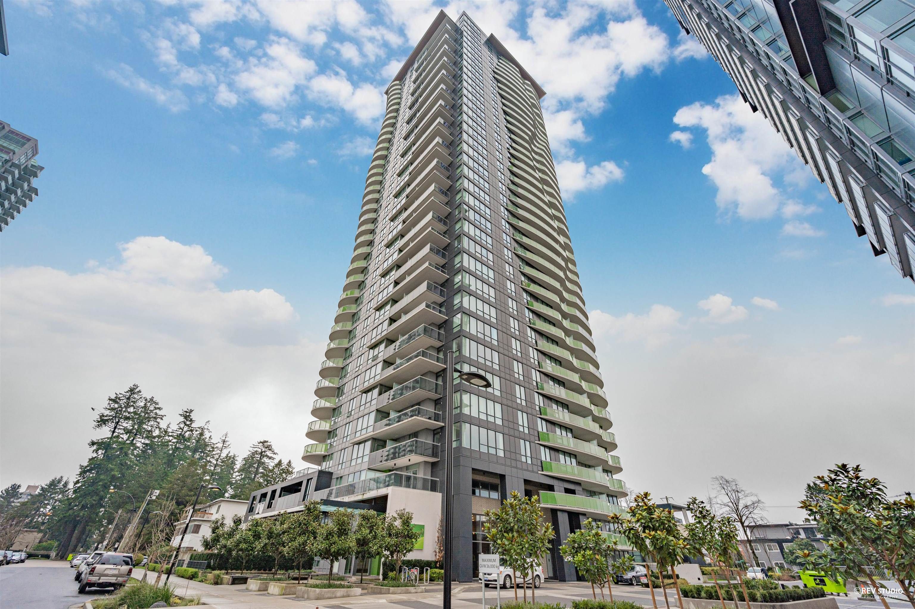 Main Photo: 1106 6638 DUNBLANE Avenue in Burnaby: Metrotown Condo for sale in "MIDORI" (Burnaby South)  : MLS®# R2714834