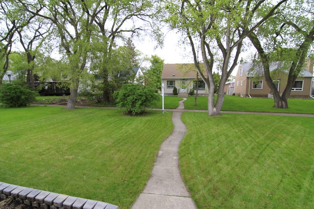 Photo 48: Photos: 31 Rosewood Place in Winnipeg: Norwood Flats Single Family Detached for sale (South Winnipeg)  : MLS®# 1308540