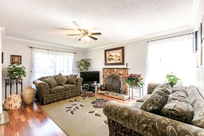 Photo 3: Photos: 2520 GORDON AVENUE in Port Coquitlam: Central Pt Coquitlam Townhouse for sale : MLS®# R2074826