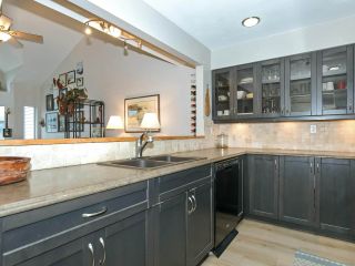 Photo 15: 28 1560 PRINCE Street in Port Moody: College Park PM Townhouse for sale in "SEASIDE RIDGE" : MLS®# R2325150