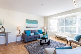 Photo 3: 302 2620 JANE Street in Port Coquitlam: Central Pt Coquitlam Condo for sale in "JANE GARDEN" : MLS®# R2115110