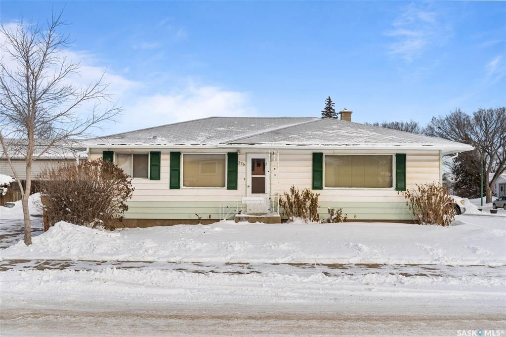 Main Photo: 276 Angus Street in Regina: Churchill Downs Residential for sale : MLS®# SK910380