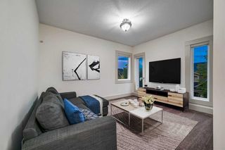 Photo 20: 156 Posthill Drive SW in Calgary: Springbank Hill Detached for sale : MLS®# A2104855