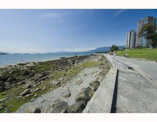 Photo 15: 106 1535 NELSON Street in Vancouver: West End VW Condo for sale in "THE ADMIRAL" (Vancouver West)  : MLS®# R2065281