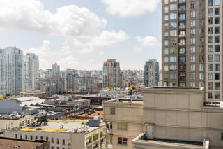 Photo 15: 1609 939 HOMER Street in Vancouver: Yaletown Condo for sale in "The Pinnacle" (Vancouver West)  : MLS®# R2681124