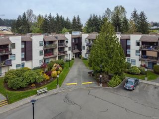 Photo 1: 108 585 Dogwood St in Campbell River: CR Campbell River Central Condo for sale : MLS®# 890017