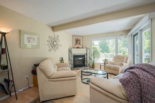 Photo 7: 15835 ALDER PLACE in Surrey: King George Corridor Townhouse for sale (South Surrey White Rock)  : MLS®# R2720585