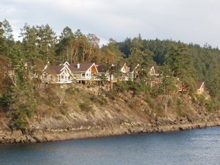 Photo 3: 2311 MacKinnon Road: Pender Island Condo for sale in "Currents At Otter Bay" (Islands-Van. &amp; Gulf) 