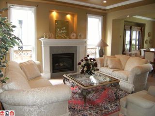 Photo 2: 6333 167A Street in Surrey: Cloverdale BC House for sale in "CLOVER RIDGE" (Cloverdale)  : MLS®# F1113809