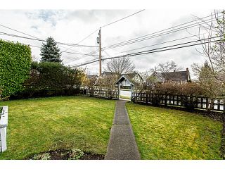 Photo 2: 1813 EIGHTH Avenue in New Westminster: West End NW House for sale in "WEST END" : MLS®# V1110479