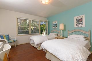 Photo 10: LA JOLLA House for sale : 3 bedrooms : 7910 St. Louis Terrace