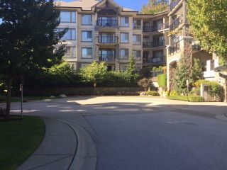 Photo 2: 208 2958 WHISPER Way in Coquitlam: Westwood Plateau Condo for sale in "Summerlin" : MLS®# R2210932