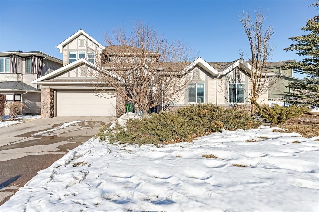 Main Photo: 1064 Panamount Boulevard NW in Calgary: Panorama Hills Detached for sale : MLS®# A2035426