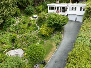 Main Photo: 195 ISLEVIEW Place: Lions Bay House for sale (West Vancouver)  : MLS®# R2891649