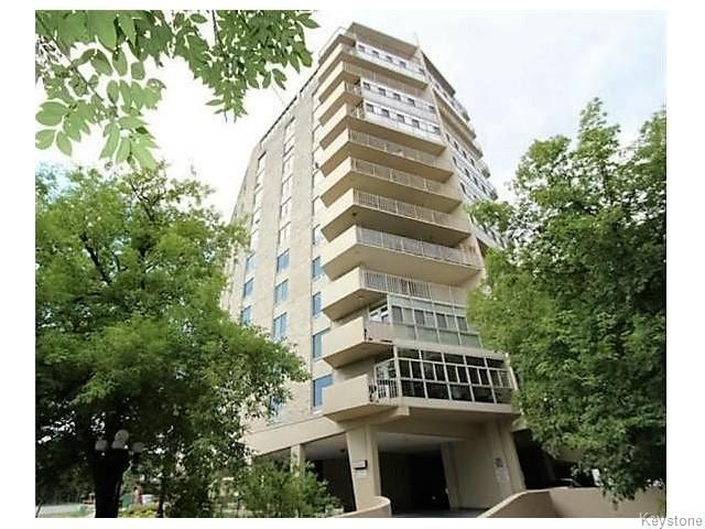 Main Photo: 221 Wellington Crescent in Winnipeg: Condominium for sale (1B)  : MLS®# 1629216