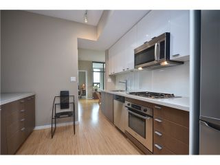 Photo 3: # 603 531 BEATTY ST in Vancouver: Downtown VW Condo for sale in "METROLIVING" (Vancouver West)  : MLS®# V999631