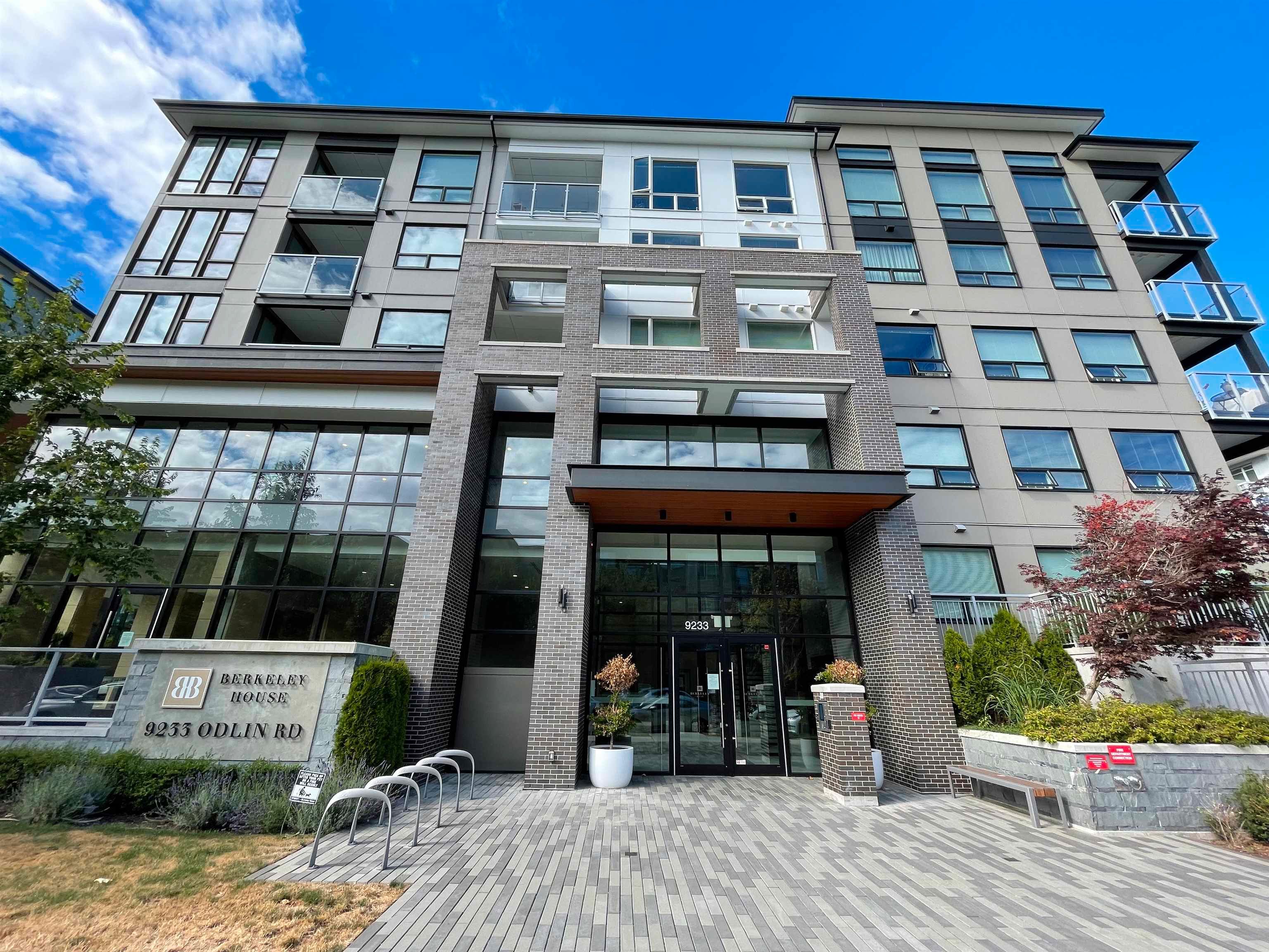 Main Photo: 222 9233 ODLIN Road in Richmond: West Cambie Condo for sale : MLS®# R2715094
