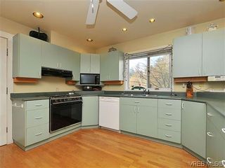 Photo 10: 81 Kingham Pl in VICTORIA: VR View Royal House for sale (View Royal)  : MLS®# 629090