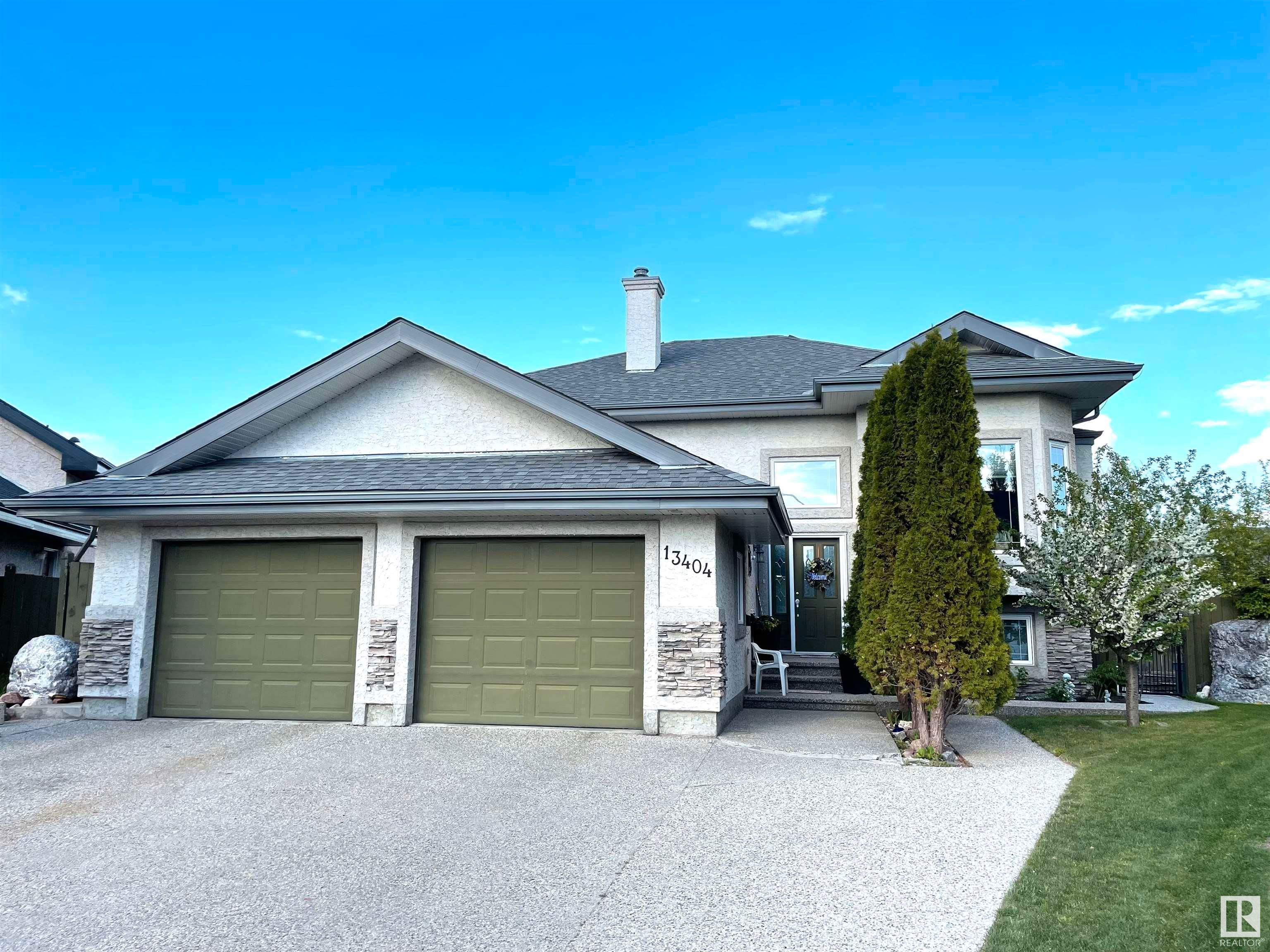 Main Photo: 13404 157 Avenue in Edmonton: Zone 27 House for sale : MLS®# E4313231