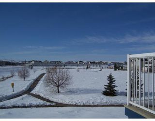 Photo 15: 17 33 STONEGATE Drive NW: Airdrie Townhouse for sale : MLS®# C3411607