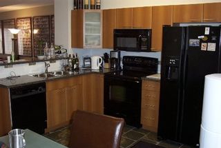 Photo 2: #55 - 2000 Panorama Drive: Condo for sale (Heritage Woods PM)  : MLS®# V509676