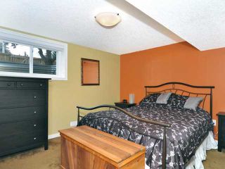Photo 13: 637 AGATE Crescent SE in CALGARY: Acadia Residential Detached Single Family for sale (Calgary)  : MLS®# C3542328